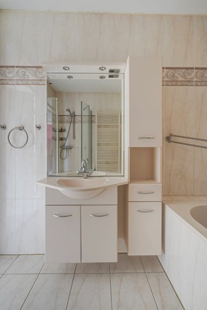 Medium property photo - Marga Klompéstraat 9, 2552 HL Den Haag